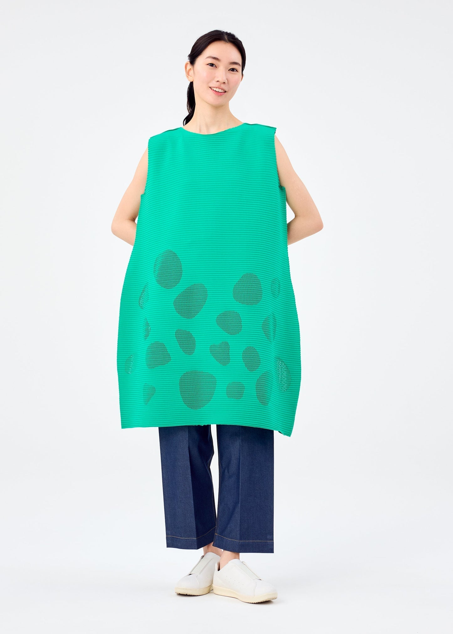 SEA GLASS PLEATS