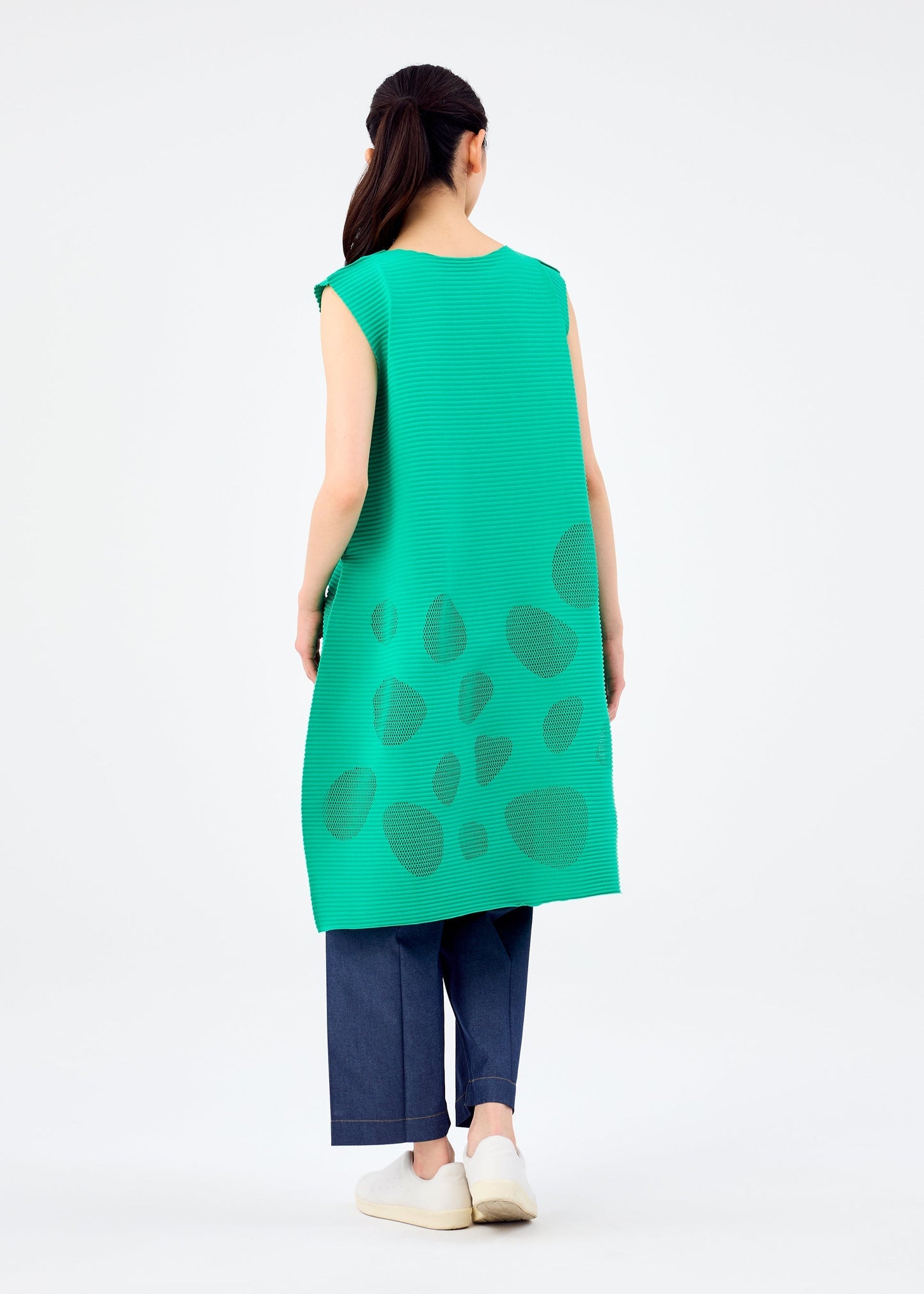 SEA GLASS PLEATS