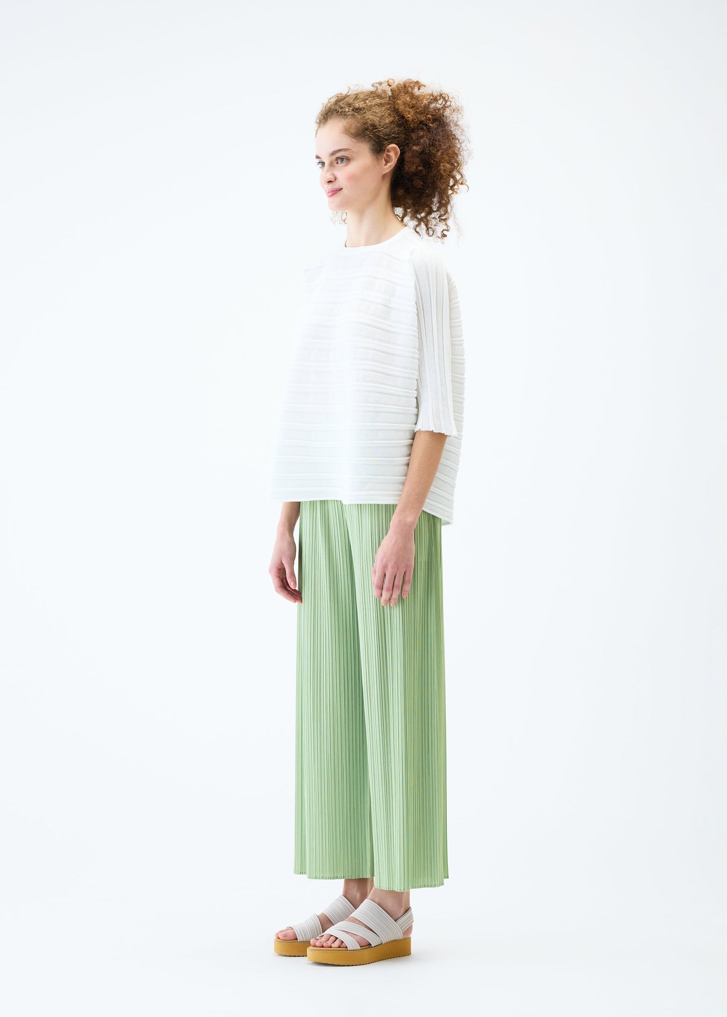 STEP KNIT