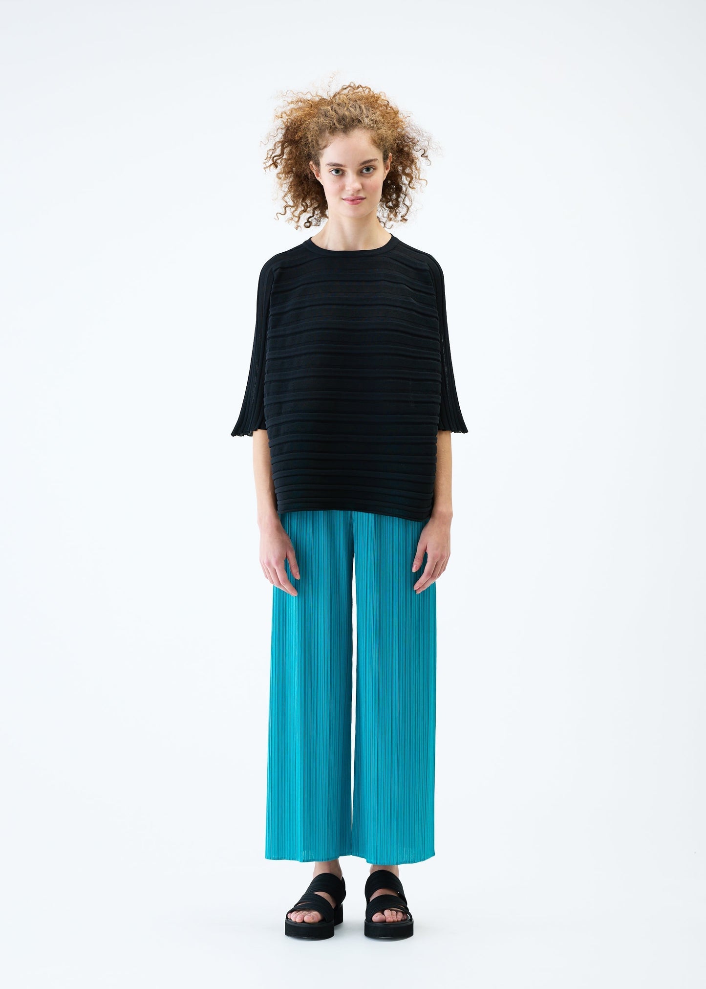 STEP KNIT