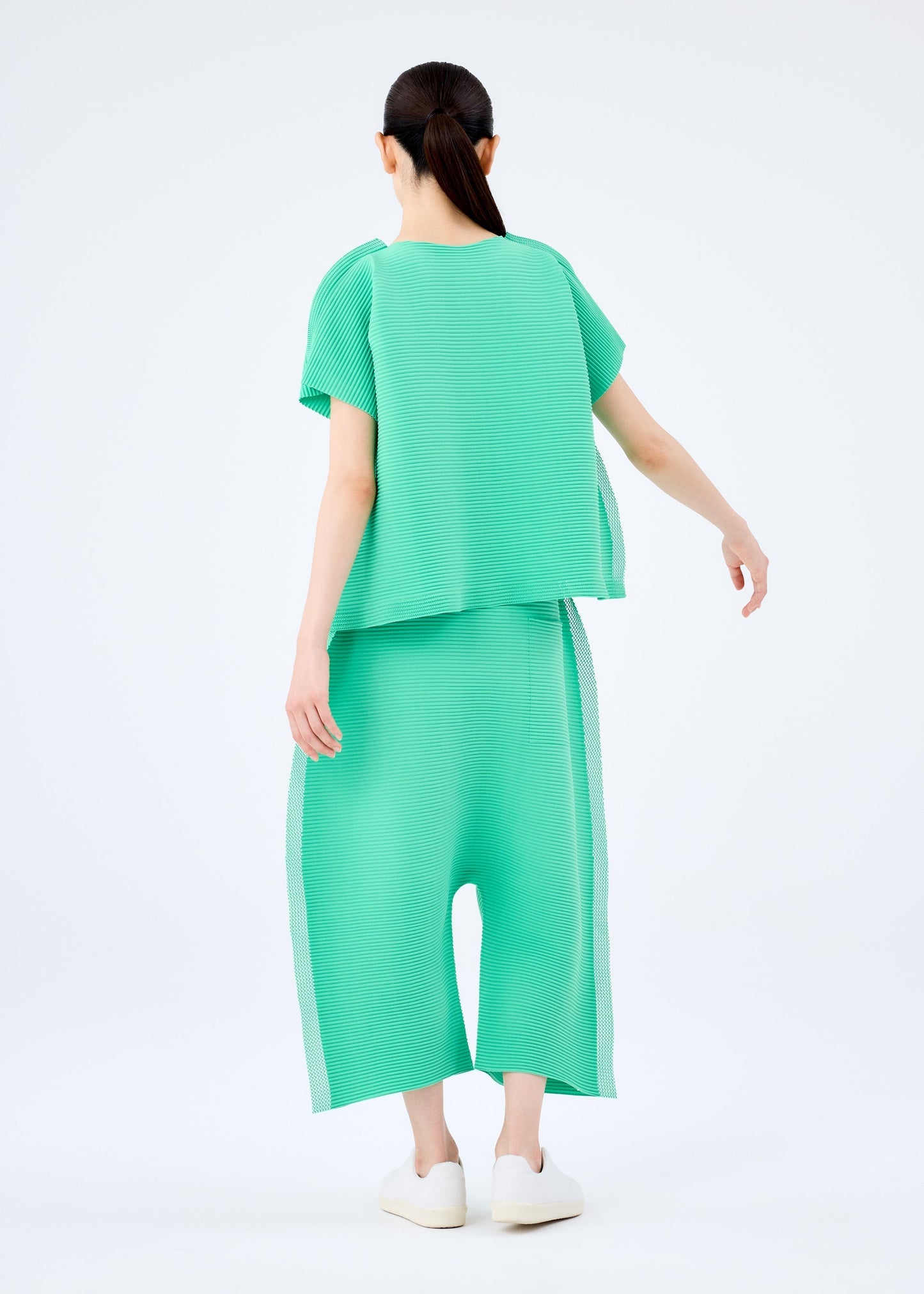 FINE KNIT PLEATS BOTTOM 2